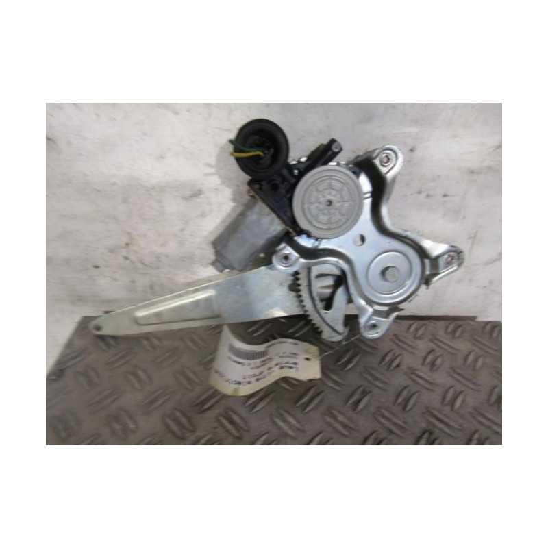 Leve vitre electrique arriere droit TOYOTA RAV4 2 Photo n°1
