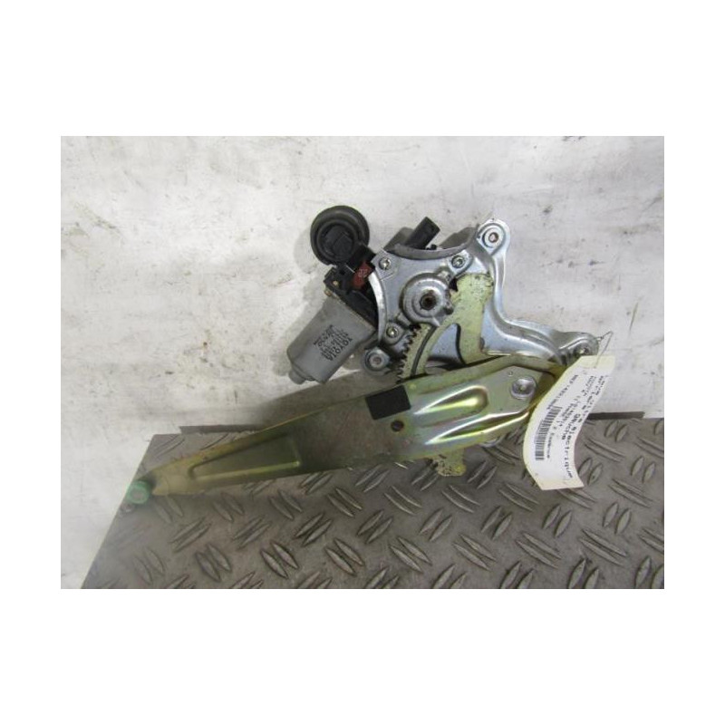 Leve vitre electrique arriere gauche TOYOTA RAV4 2 Photo n°1