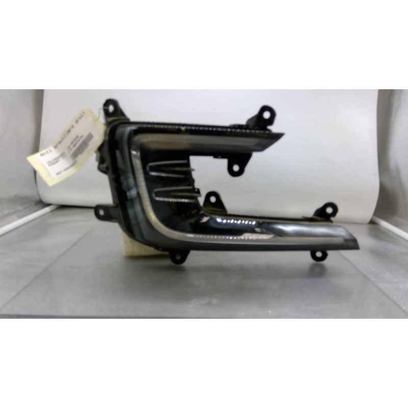 Feu diurne avant droit VOLKSWAGEN PASSAT 7 Photo n°1