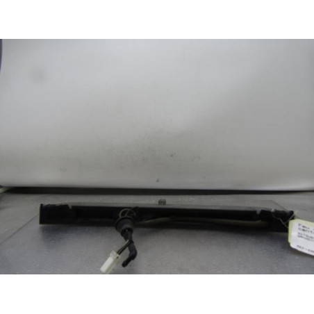 Feu arriere stop central MITSUBISHI GRANDIS