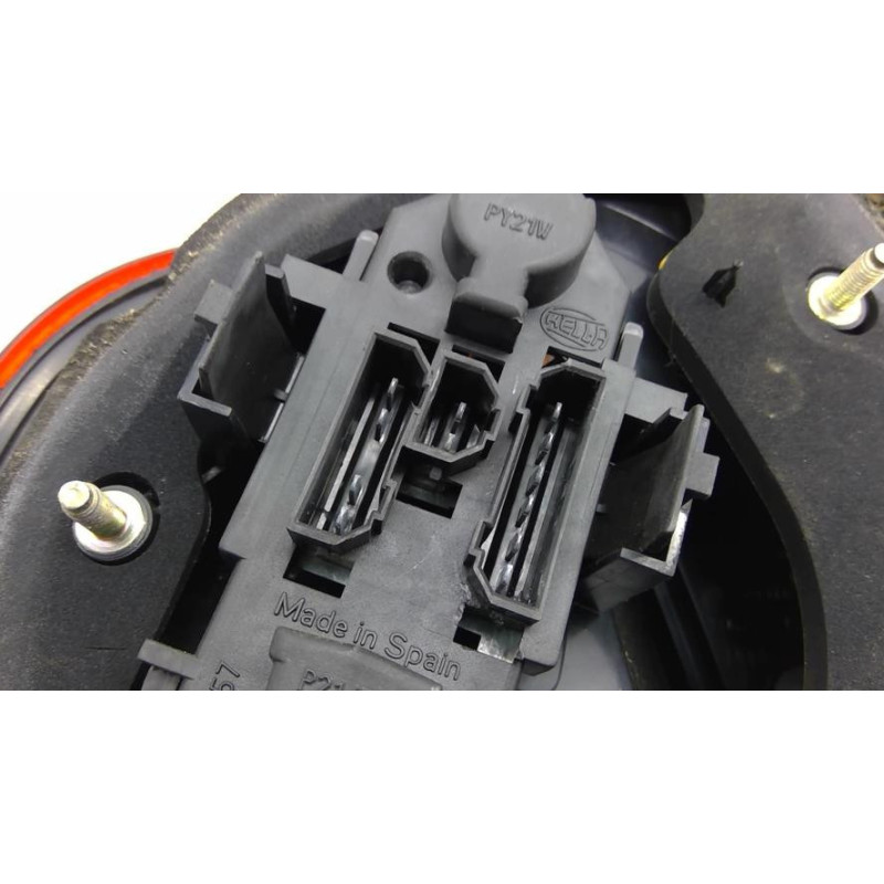 Feu arriere principal droit (feux) SEAT TOLEDO 2 Photo n°1