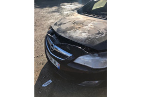 Feu arriere secondaire droit (feux) OPEL ASTRA J Photo n°4