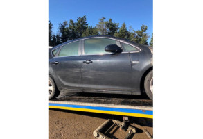 Feu arriere secondaire droit (feux) OPEL ASTRA J Photo n°5