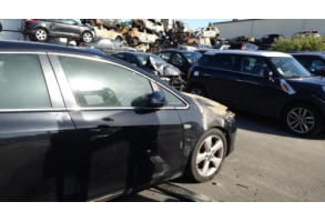 Feu arriere secondaire droit (feux) OPEL ASTRA J Photo n°15