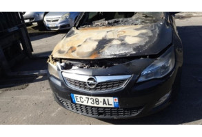 Feu arriere secondaire droit (feux) OPEL ASTRA J Photo n°17