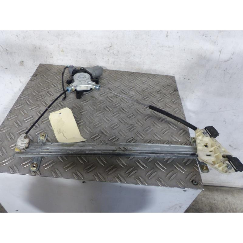 Leve vitre electrique avant gauche HONDA FR-V Photo n°1