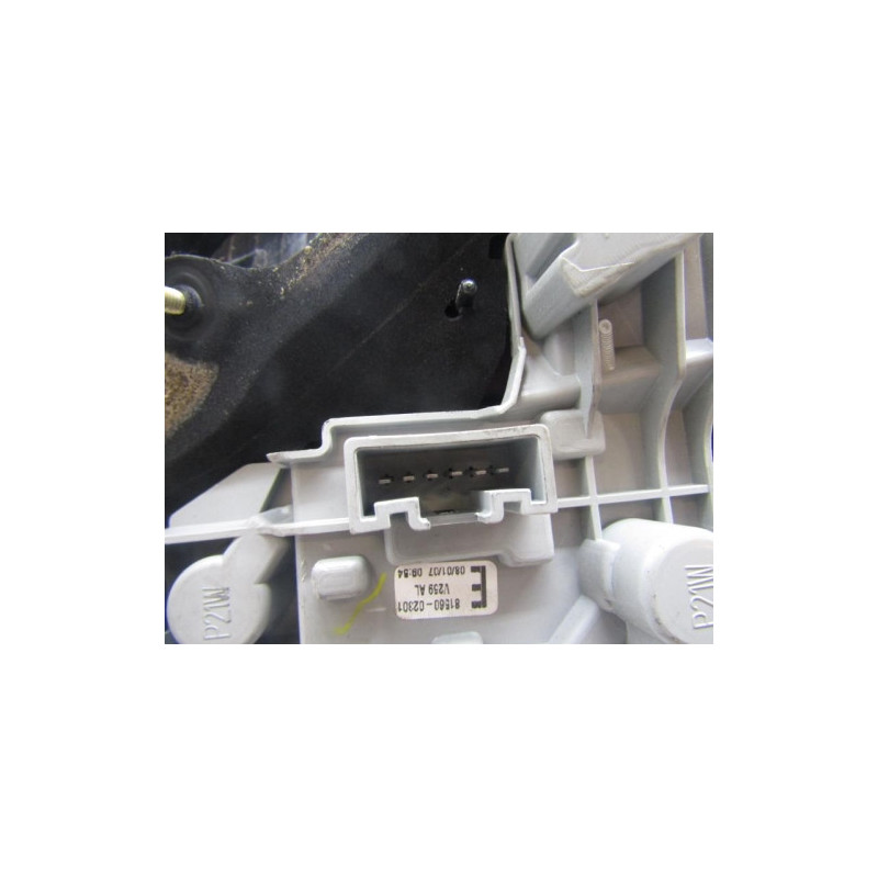 Feu arriere principal gauche (feux) TOYOTA COROLLA 10 Photo n°1