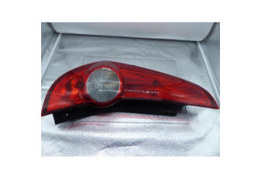 Feu arriere principal gauche (feux) OPEL AGILA B Photo n°1