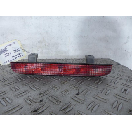 Feu arriere stop central SUZUKI GRAND VITARA 1