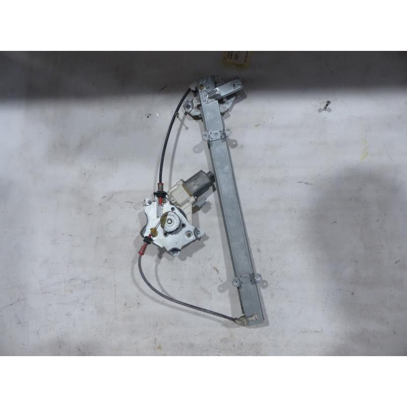 Leve vitre electrique avant droit NISSAN MICRA 3 Photo n°1