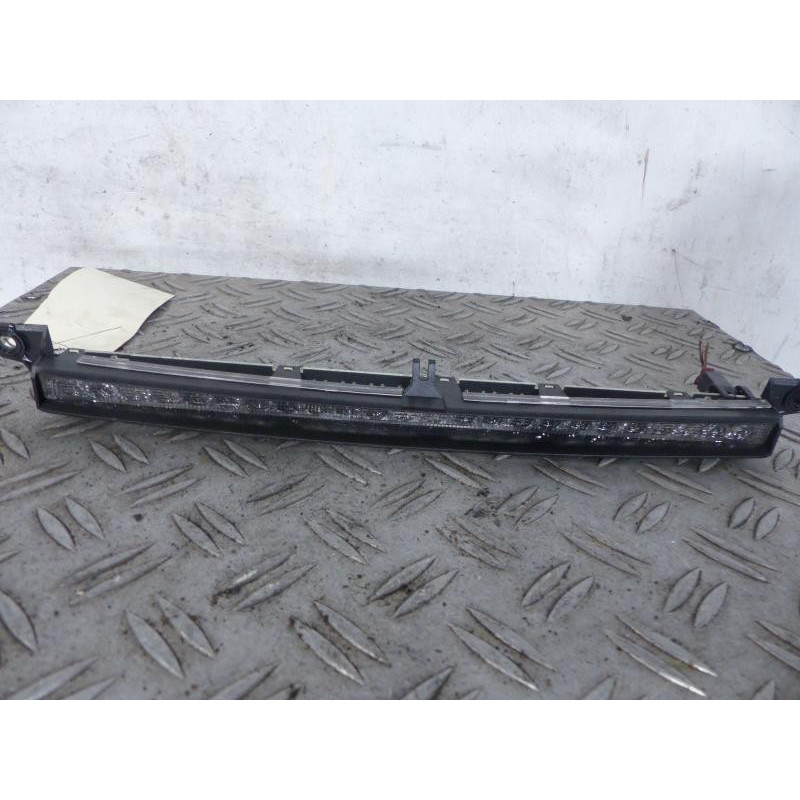 Feu arriere stop central MERCEDES CLASSE C 203 COUPE SPORT Photo n°1