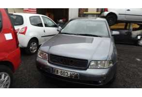 Feu arriere stop central AUDI A4 1 Photo n°6