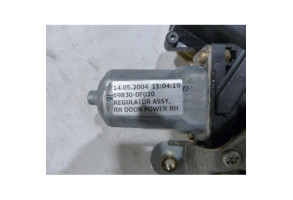 Leve vitre electrique arriere droit TOYOTA COROLLA VERSO 2 Photo n°2