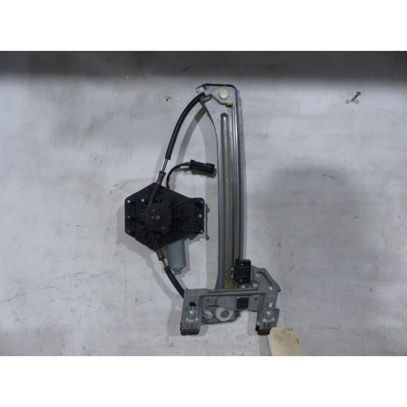 Leve vitre electrique arriere droit CHRYSLER PT CRUISER Photo n°1
