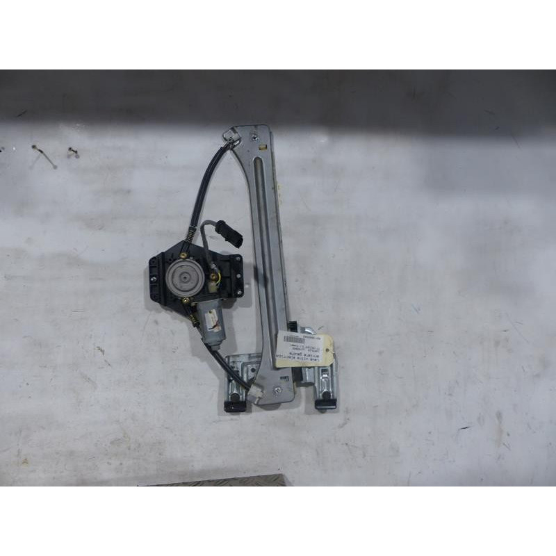 Leve vitre electrique arriere gauche CHRYSLER PT CRUISER Photo n°1
