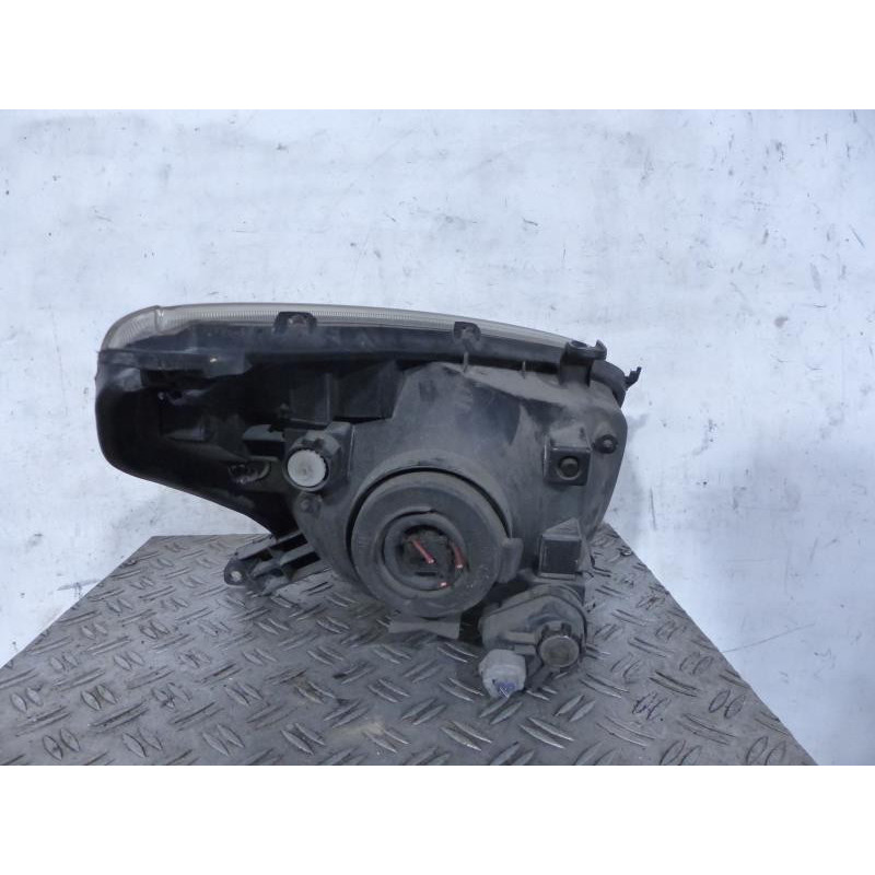 Optique avant principal gauche (feux)(phare) TOYOTA RAV4 2 Photo n°1