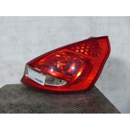 Feu arriere principal droit (feux) FORD FIESTA 6