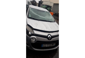 Feu arriere secondaire gauche (feux) RENAULT TWINGO 2 Photo n°9