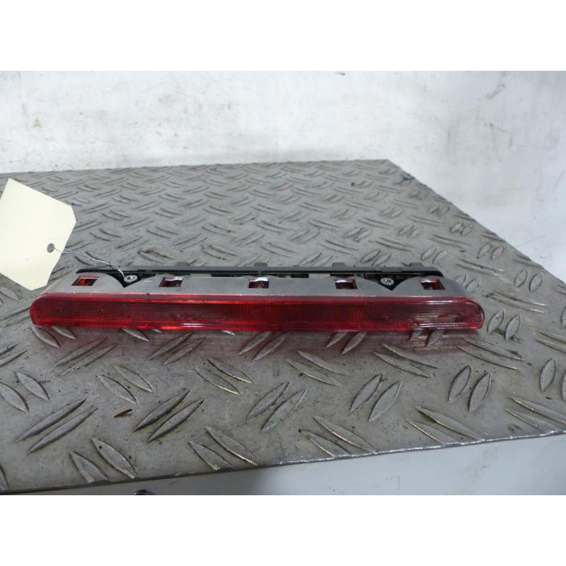 Feu arriere stop central CITROEN XSARA PICASSO Photo n°1