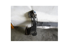 Essieu arriere PEUGEOT 207 Photo n°8