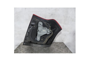 Feu arriere principal droit (feux) TOYOTA COROLLA 10 Photo n°2