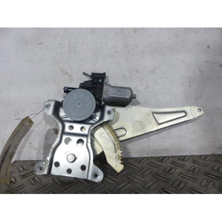 Leve vitre electrique arriere gauche SUZUKI SWIFT 3