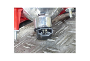 Feu arriere secondaire droit (feux) VOLKSWAGEN GOLF 5 Photo n°3