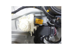 Leve vitre electrique arriere droit VOLKSWAGEN BORA Photo n°2