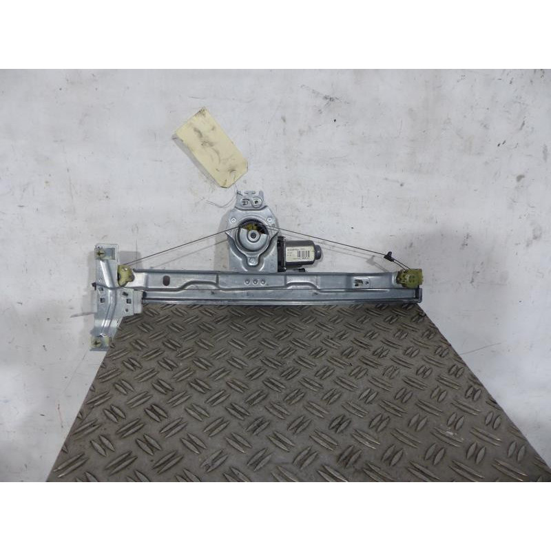 Leve vitre electrique avant droit PEUGEOT 207 Photo n°1