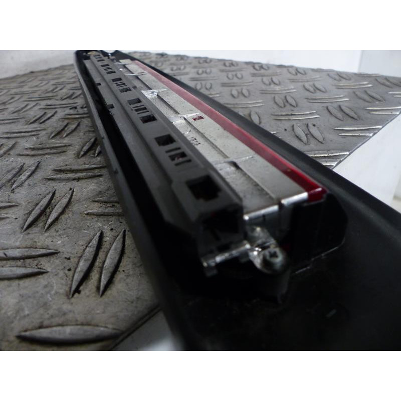 Feu arriere stop central FORD KA 2 Photo n°1