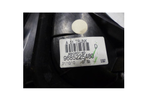 Feu arriere secondaire droit (feux) CITROEN C3 2 Photo n°3