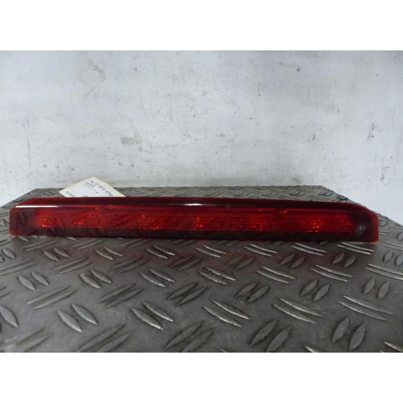 Feu arriere stop central FORD C-MAX 2 Photo n°1