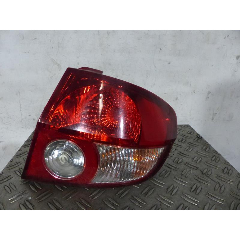 Feu arriere principal droit (feux) HYUNDAI GETZ Photo n°1