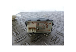 Interrupteur de leve vitre arriere gauche KIA SOUL 2 Photo n°1