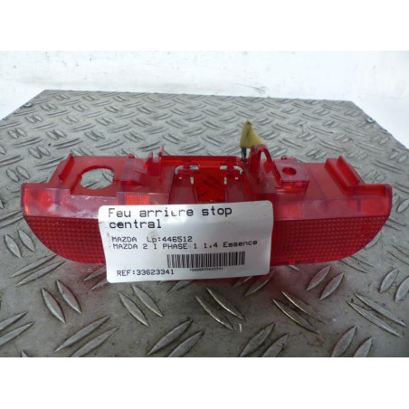 Feu arriere stop central MAZDA 2 1