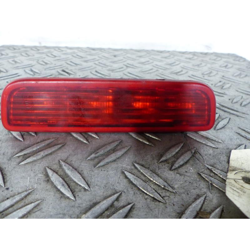 Feu arriere stop central CITROEN NEMO Photo n°1