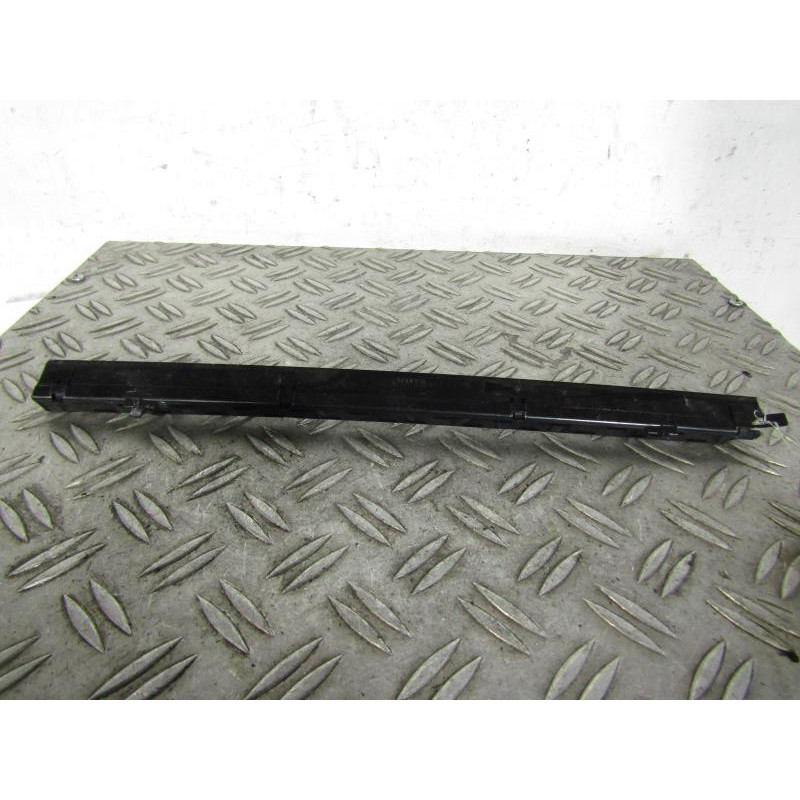 Feu arriere stop central SKODA SUPERB 2 Photo n°1