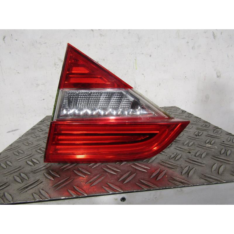 Feu arriere secondaire droit (feux) SKODA SUPERB 2 Photo n°1