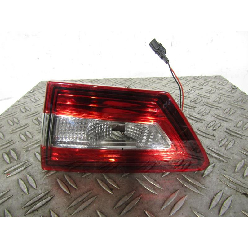 Feu arriere secondaire droit (feux) RENAULT CLIO 4 Photo n°1