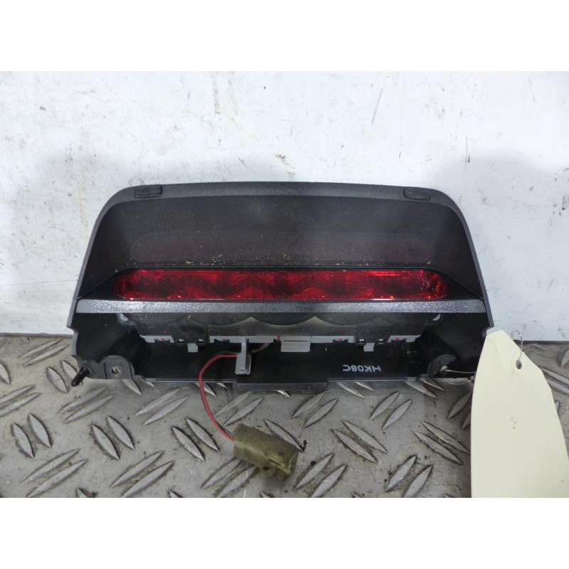 Feu arriere stop central CHEVROLET MATIZ 2 Photo n°1