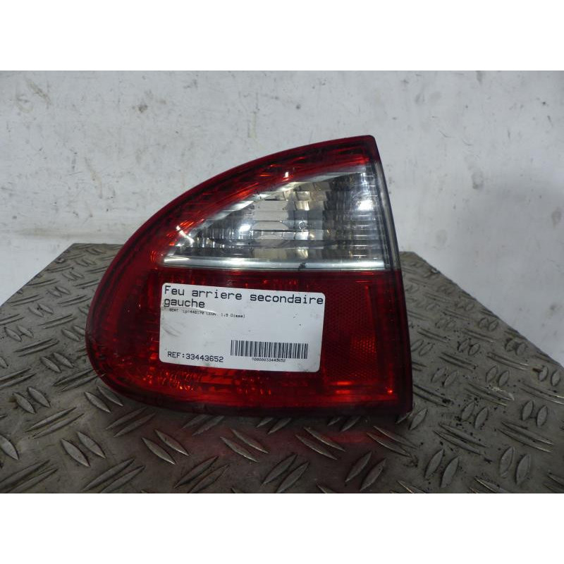 Feu arriere secondaire gauche (feux) SEAT LEON 1 Photo n°1