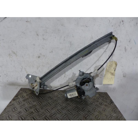 Leve vitre electrique arriere gauche NISSAN PRIMERA 4