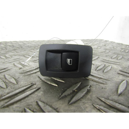 Interrupteur de leve vitre arriere gauche BMW SERIE 1 E87