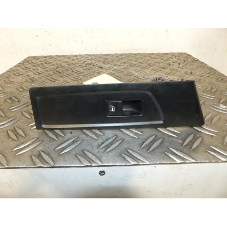 Interrupteur de leve vitre avant droit VOLKSWAGEN PASSAT 6