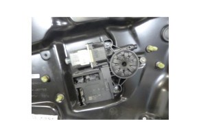 Leve vitre electrique avant gauche VOLKSWAGEN PASSAT 6 Photo n°2