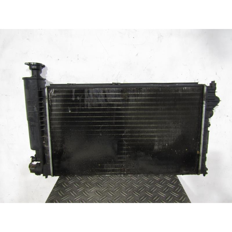 Radiateur eau PEUGEOT 405 Photo n°1