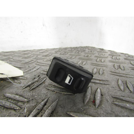 Interrupteur de leve vitre avant droit CITROEN XSARA PICASSO
