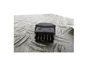 Interrupteur de leve vitre avant droit CITROEN XSARA PICASSO Photo n°2