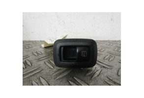 Interrupteur de leve vitre arriere droit MERCEDES CLASSE B 245 Photo n°1