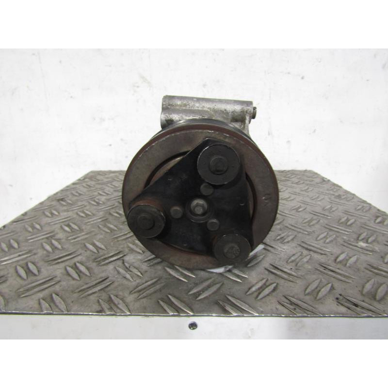 Compresseur clim FORD C-MAX 1 Photo n°1